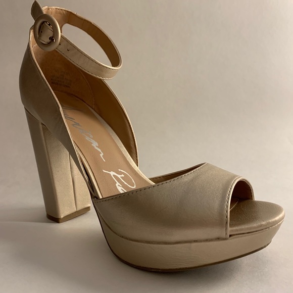 american rag platform sandals